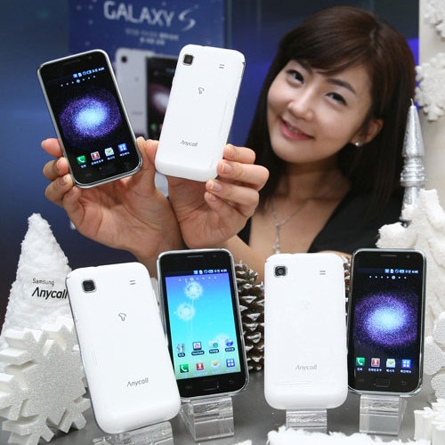 White Samsung Galaxy S Showcased
