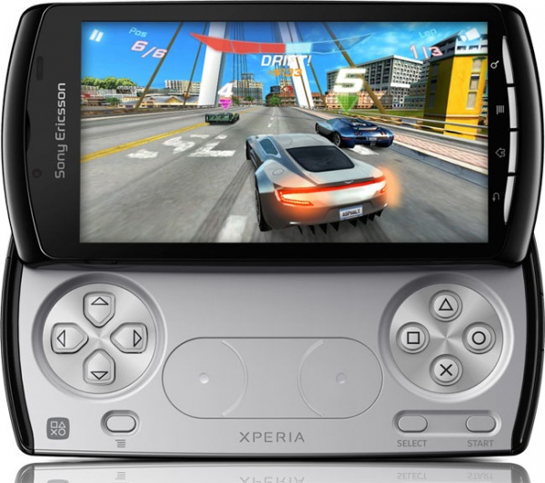 Sony Ericsson Xperia Play and Arc Now Available On Three