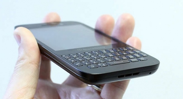 BlackBerry Q5 Review